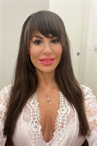 Mujer perfecta svetlana de reggio calabria con pelo Marrón oscuro y edad 48 photo-3