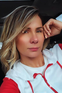Ukraine mail order bride natalia from medellin with Blonde hair age 38