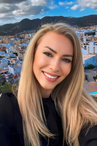 Beautiful women from ukraine olga from kiev with Blonde hair age 40 photo-4