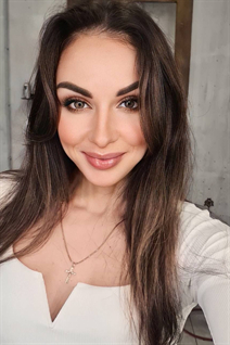 Superbe femme ukrainienne tatiana de kiev aux cheveux Brunette, age 40