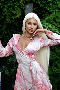 Pretty girl anastasia from milan with Blonde hair age 30