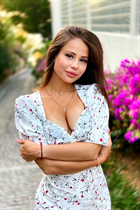 Beautiful ukrainian bride alina from kharkov with Dark Brown hair age 30 photo-2