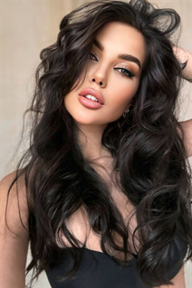 Ukranian bride maryna from kiev with Dark Brown hair age 31