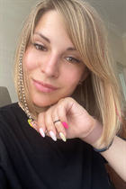 Ukranian bride anastasiia from odessa with Blonde hair age 32 photo-2