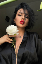 Ukrainian single woman valeria from mariupol with Black hair age 31 photo-49