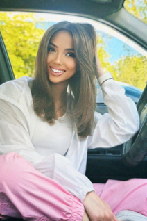 Superbe fille ukrainienne elina de zaporozhye avec Chatain clairs cheveux, âge 25