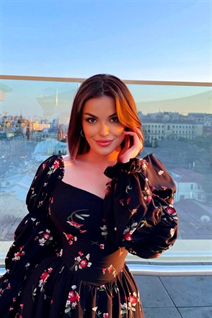 Fille ukrainienne tatiana de kiev avec Brunette cheveux, âge 27