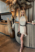 Ukrainian woman for dating hanna from kiev with Blonde hair age 40 photo-6