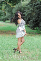 Fille ukrainienne pour le mariage liliya de konstantinovka avec Noirs cheveux, âge 32 photo-3