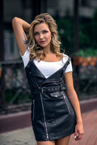 Russian girl online victoria from simferopol with Light Brown hair age 31 photo-6