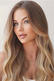 Girl from barcelona inga with Blonde hair age 31