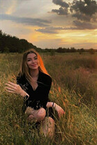 Single Ukrainian bride julia from kiev with Blonde hair age 28 photo-3