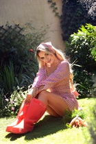 Dating a ukrainian woman bohdana from kharkov with Blonde hair age 22 photo-48