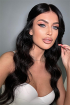 Hermosa mujer ucraniana victoria de khmelnitsky con pelo Marrón oscuro y edad 23 photo-9