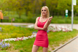 Date Ukrainian women lilia from odessa with Blonde hair age 36 photo-8