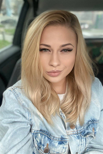Date Ukrainian women anastasia from kiev with Light Brown hair age 31