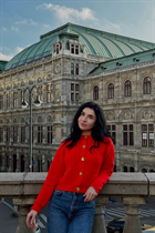 Mariée ukrainienne oksana de lviv avec Noirs cheveux, âge 26 photo-15