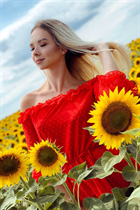 Slavic women irina from kharkov with Blonde hair age 27 photo-5