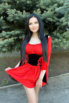 Mariée ukrainienne célibataire valentina de kiev avec Noirs cheveux, âge 28 photo-9