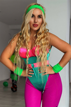 Romanian woman iryna from constanța with Blonde hair 32 years old photo-2