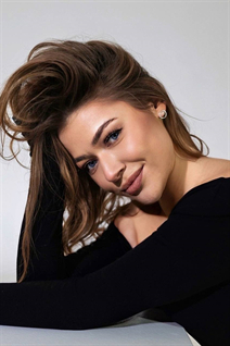 Beautiful wife from Ukraine tetiana from lviv with Blonde hair age 30