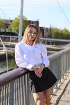 almere mariée veronica avec Blond cheveux, âge 31 photo-28