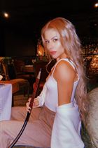 Russian bride anastasia from berdsk with Blonde hair age 32 photo-13