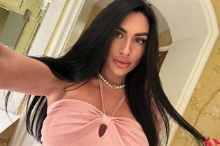 Bride from los angeles oleksandra with Dark Brown hair age 31 photo-8