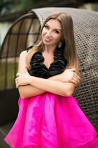 Chica ucraniana alina de kharkov con pelo Marrón claro y edad 43 photo-2