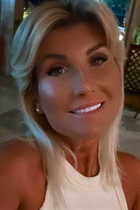 Date ukrainian tatiana from chernivtsi with Blonde hair age 46 photo-7