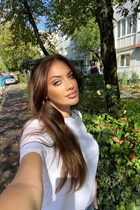 Romanian girl andra from baia mare with Light Brown hair 35 years old photo-3