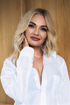 Fille roumaine tatiana de vaslui avec Chatain clairs cheveux 56 ans photo-11