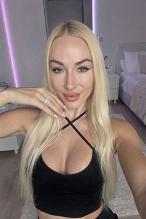 Rencontre femme ukrainienne olena de kyiv avec Blond cheveux, age 33