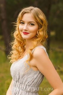 Pretty Ukrainian girl olesya from zaporozhye with Blonde hair age 26