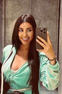 Pretty ukrainian lady maria from kharkov with Dark Brown hair age 22