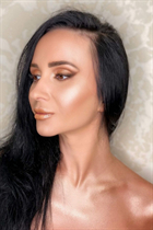 Dating a ukrainian woman kris from ivano-frankivsk with Black hair age 41