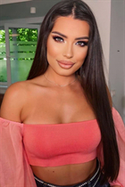 Sortir avec une femme roumaine alexandra de baia mare avec Noirs cheveux 28 ans photo-7