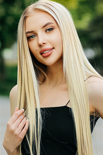 Fille de miami lana aux cheveux Blond, age 23
