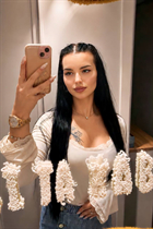 Ukrainian lady eleonora from kharkiv with Dark Brown hair age 19 photo-2