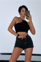 Ukrainian single woman valeria from mariupol with Black hair age 31 photo-37