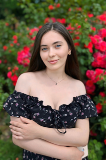 Beautiful ukrainian girl oksana from bila tserkva with Light Brown hair age 35