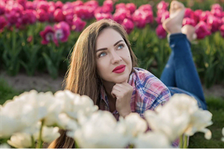 Bride from valencia yulia with Light Brown hair age 40 photo-40