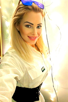 Beautiful german girl irina from munich with Blonde hair 37 years old photo-6