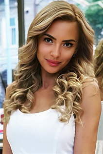 Belle fille tchèque irina de praha avec Blond cheveux 45 ans