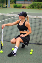 Pretty girl natalia from worcester with Blonde hair age 42 photo-6