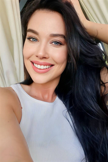 Pretty ukrainian lady katerina from krivoy rog with Black hair age 37