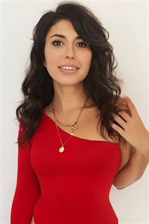 Dating ukrainian woman marina from dnepr with Dark Brown hair age 34