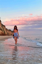 Belle femme allemande katerina de berlin avec Chatain clairs cheveux 41 ans photo-6