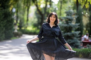 Girl in Ukraine olga from kharkov with Dark Brown hair age 52 photo-9