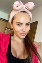 Dating ukrainian woman anastasia from munich with Light Brown hair age 37 photo-4